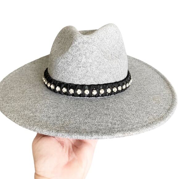 AKIRA Grey Wild Thoughts Bling Crown Western Hat Beyonce Texas Hold Em Medium - Picture 2 of 9